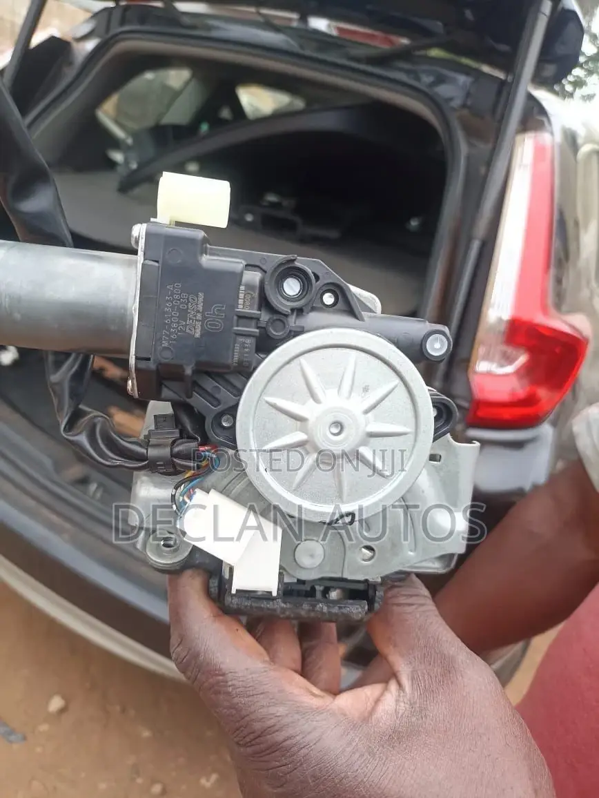 Honda Cr-v 2022 Electronic Boot Lock