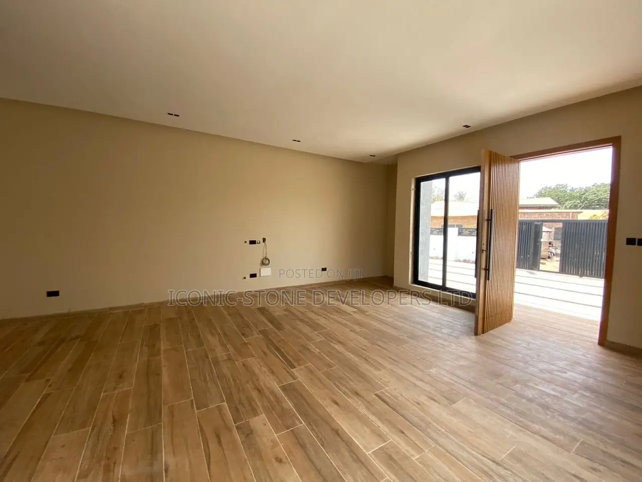 3bdrm House in Adenta Frafraha for sale