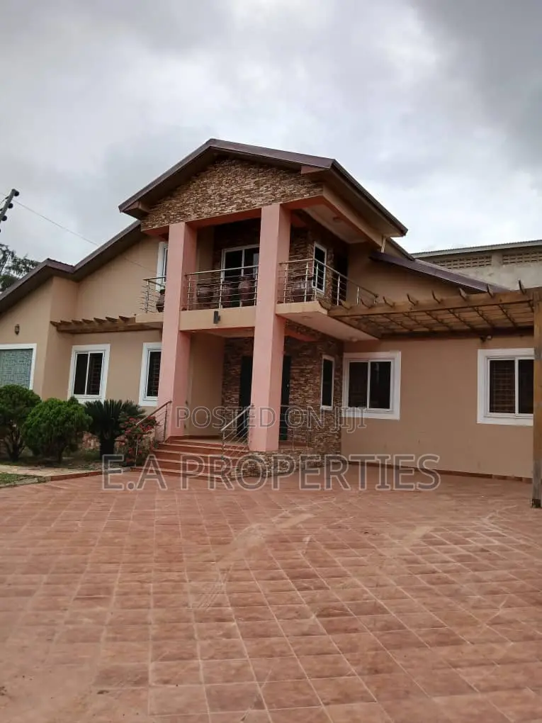 Furnished 4bdrm House in E A Properties, Toll Booth for sale