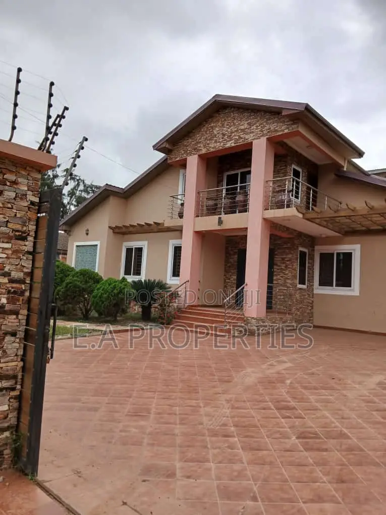 Furnished 4bdrm House in E A Properties, Toll Booth for sale