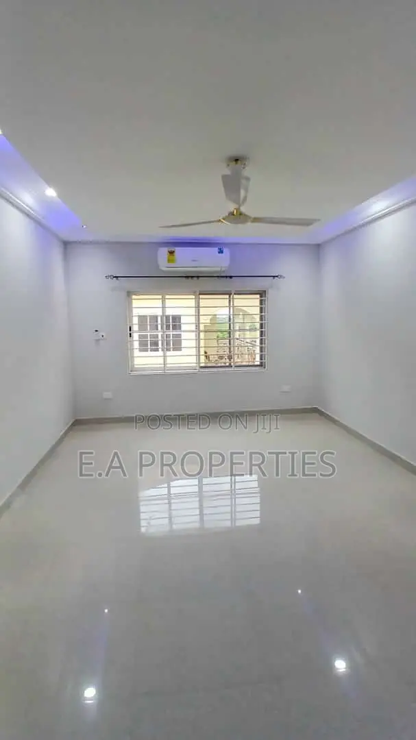 3bdrm House in E A Properties, School Junction for rent