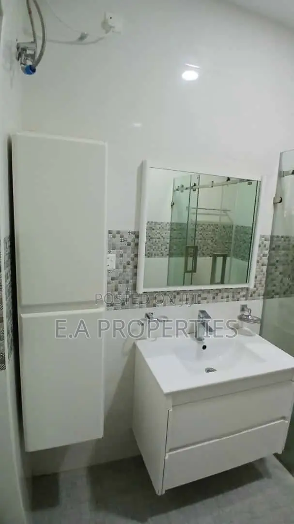 3bdrm House in E A Properties, School Junction for rent