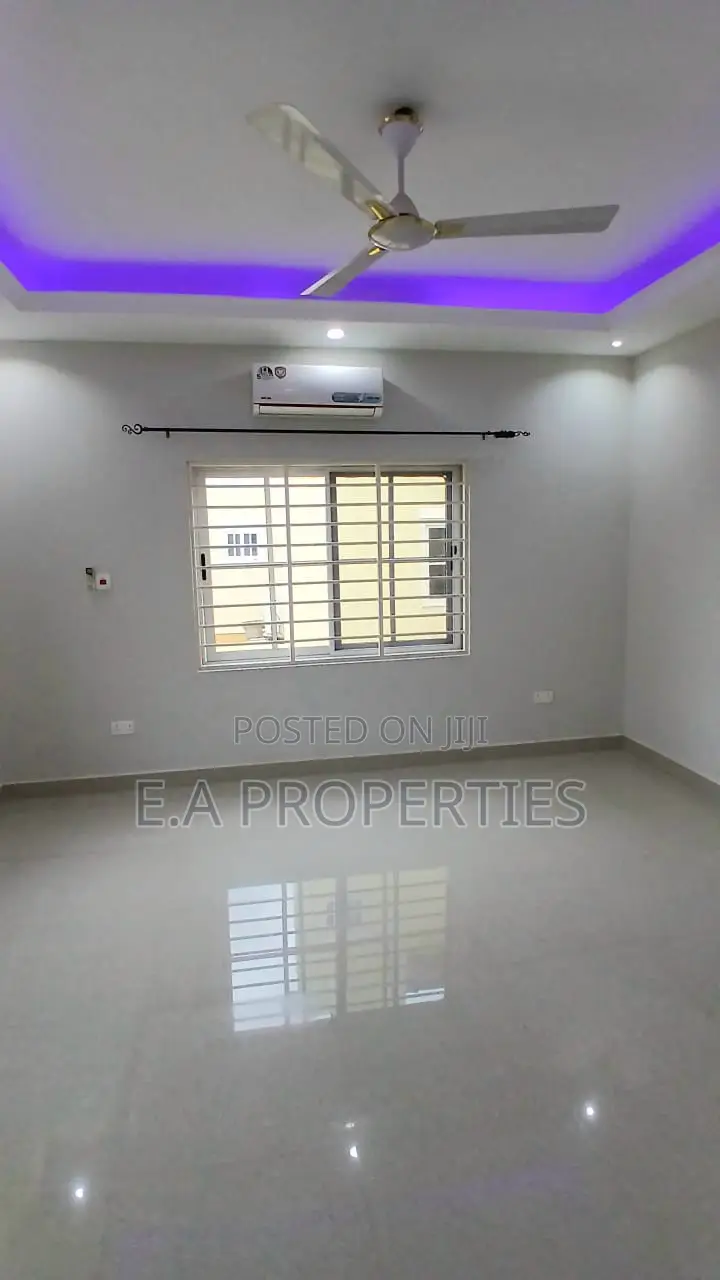 3bdrm House in E A Properties, School Junction for rent