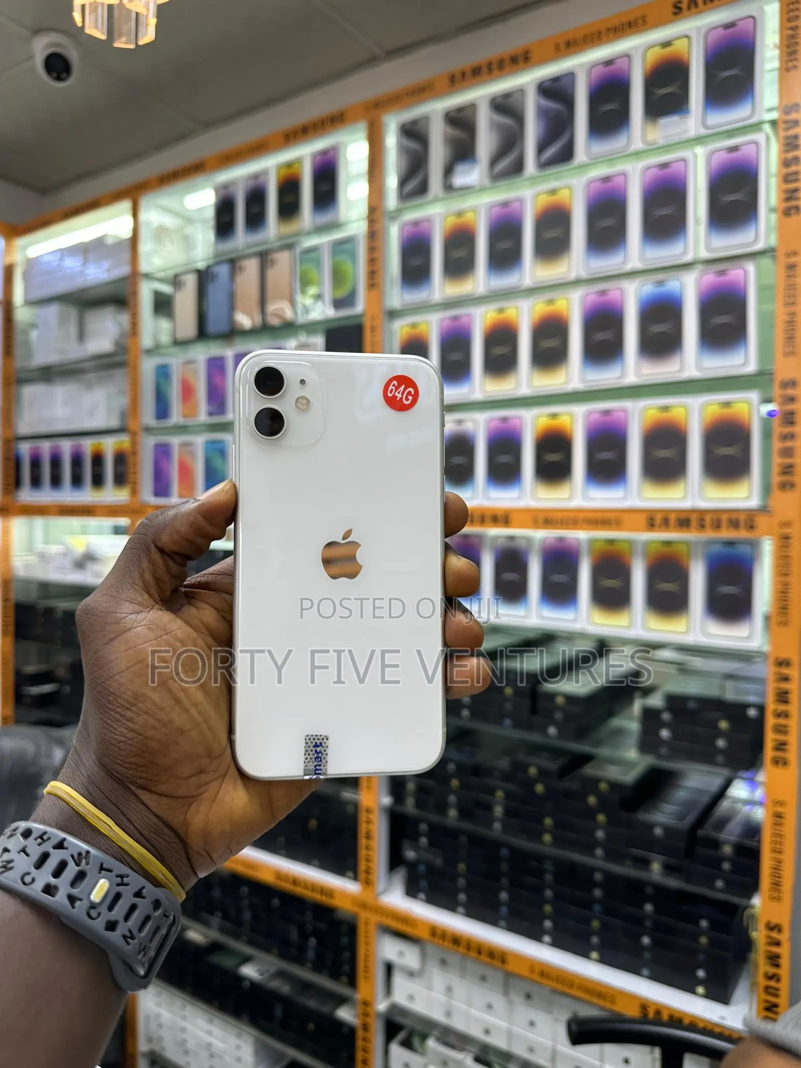 New Apple iPhone 11 64 GB White