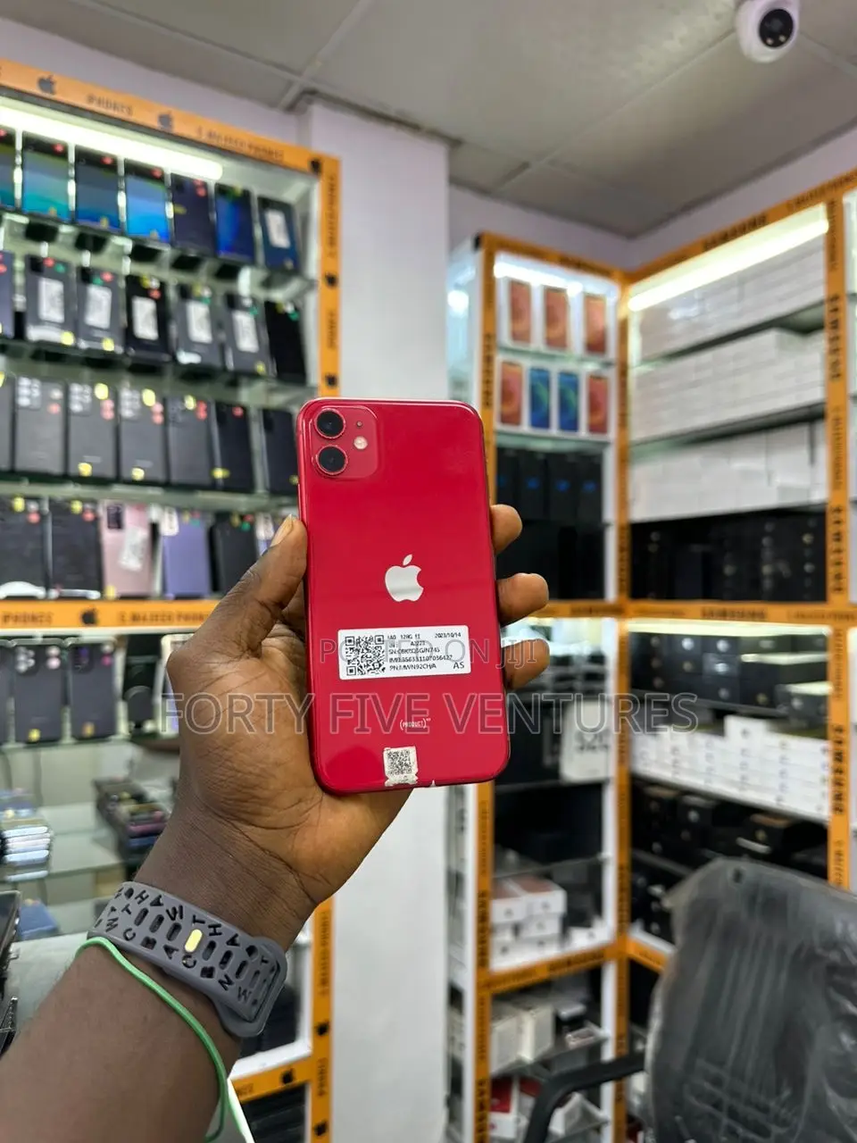 New Apple iPhone 11 128 GB Red