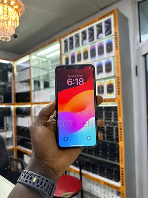 New Apple iPhone 11 Pro Max 64 GB
