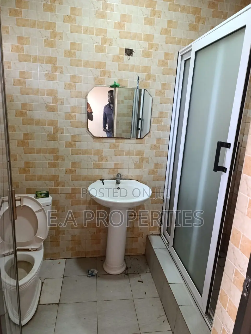 4bdrm House in E A Properties, ECOMOG for rent