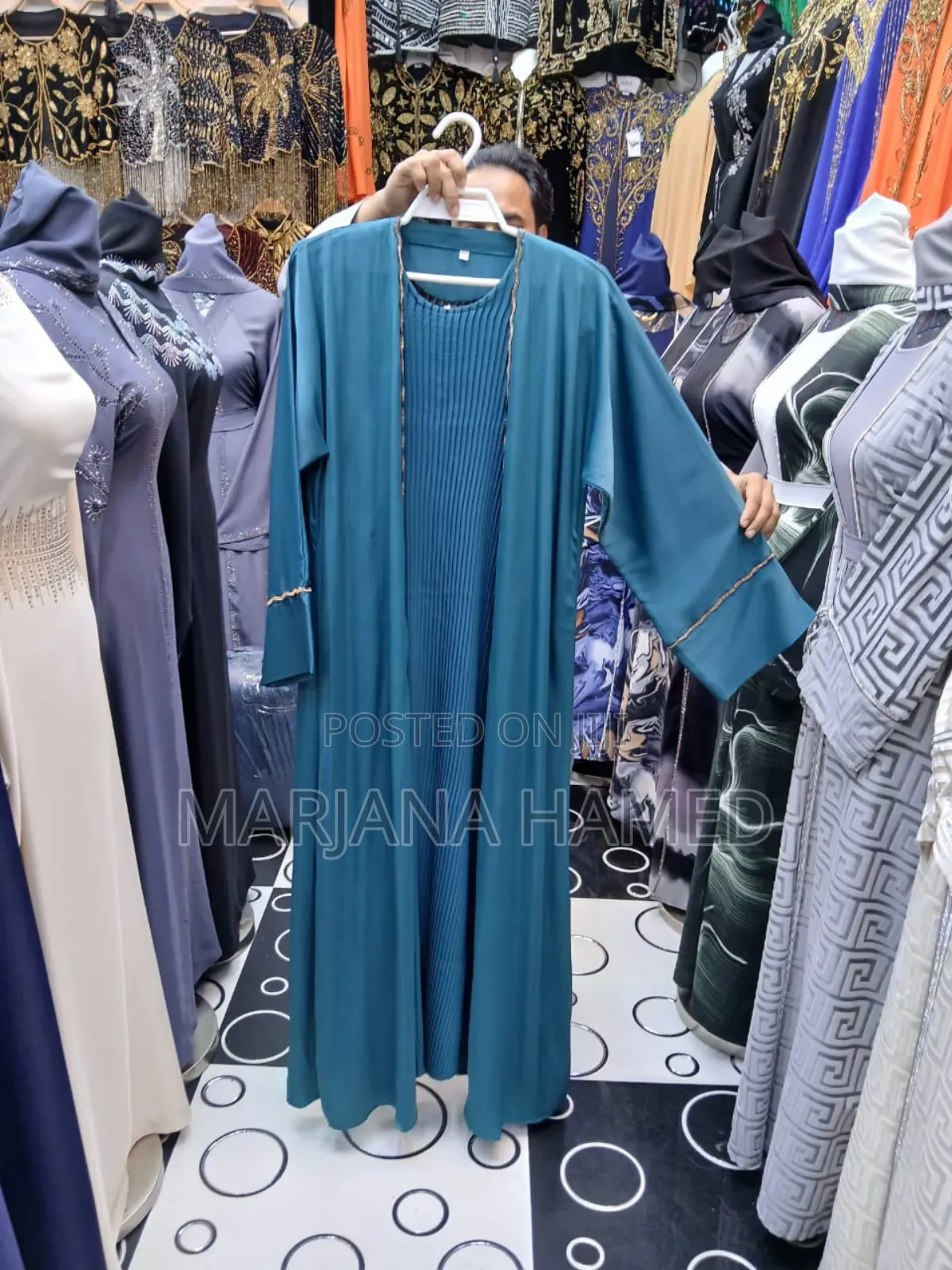 Abaya for Sale at Affordable Prices.