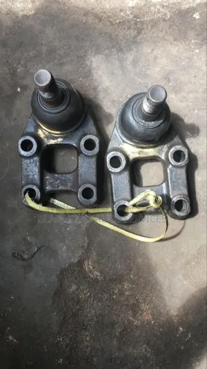 Nissan Hiace (Stanbic) Home Used LOWER ARM BALL JOINTS