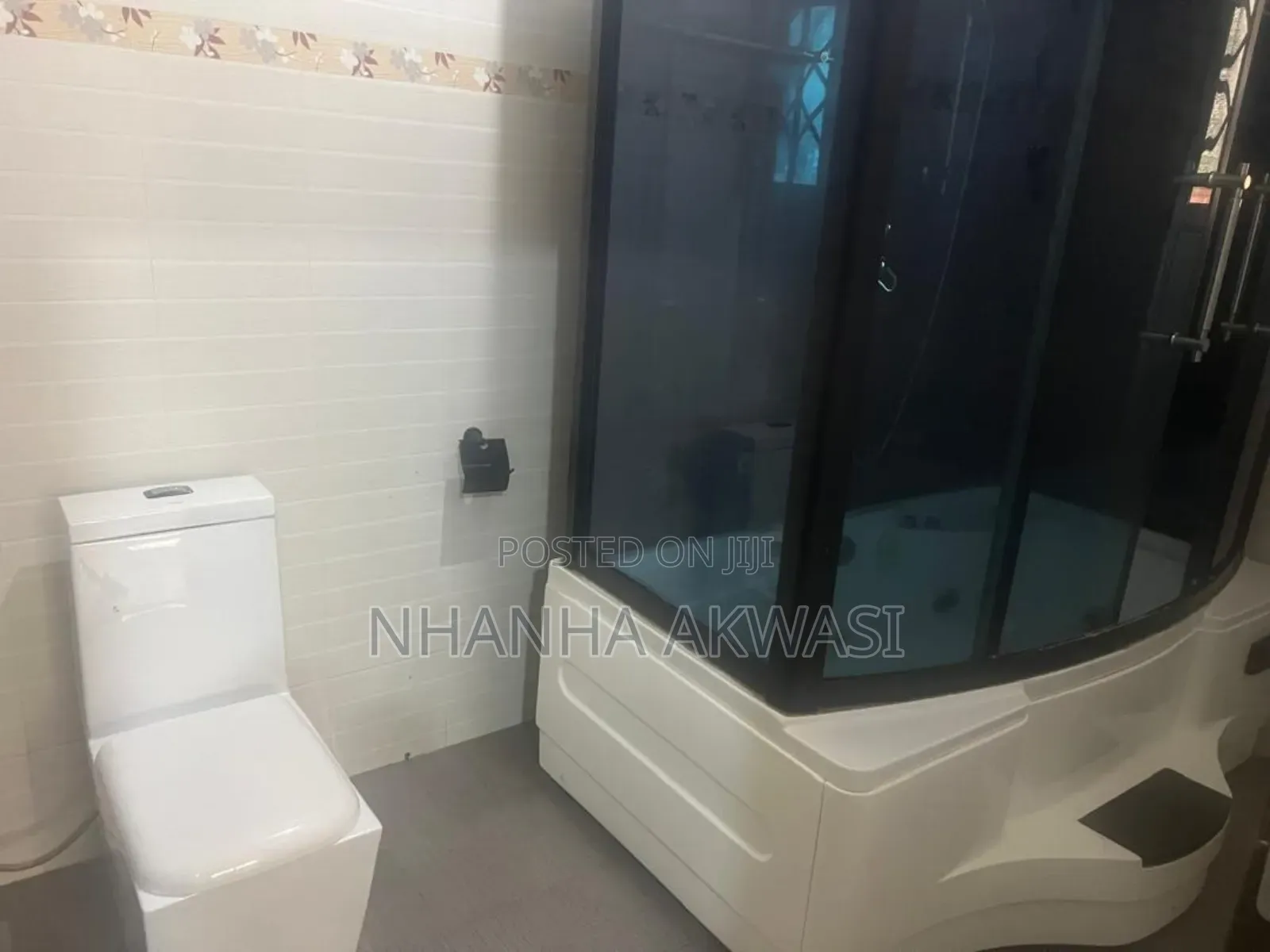 5bdrm House in Spintex, Tema Metropolitan for rent