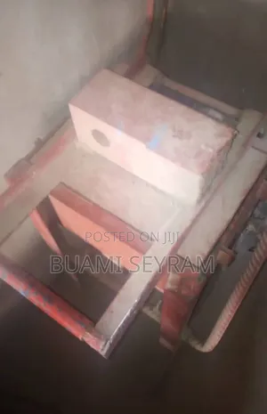 Brick Molding Machine