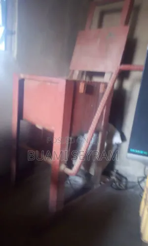 Brick Molding Machine