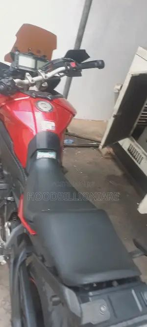 Yamaha 2014 Red