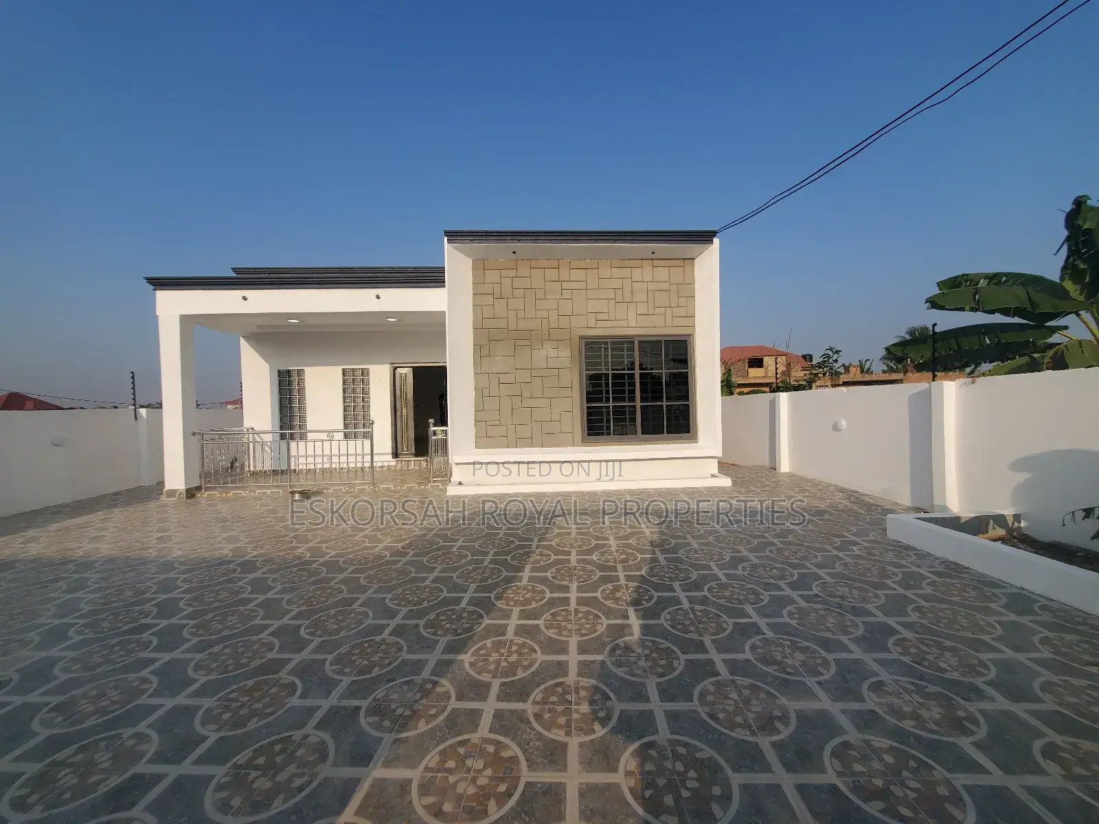3bdrm House in Lakeside for sale