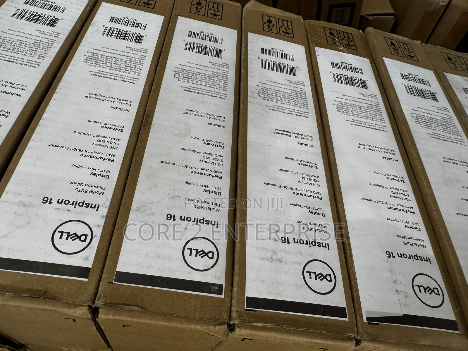 New Laptop Dell Inspiron 16 5620 8GB AMD Ryzen 5 SSD 512GB