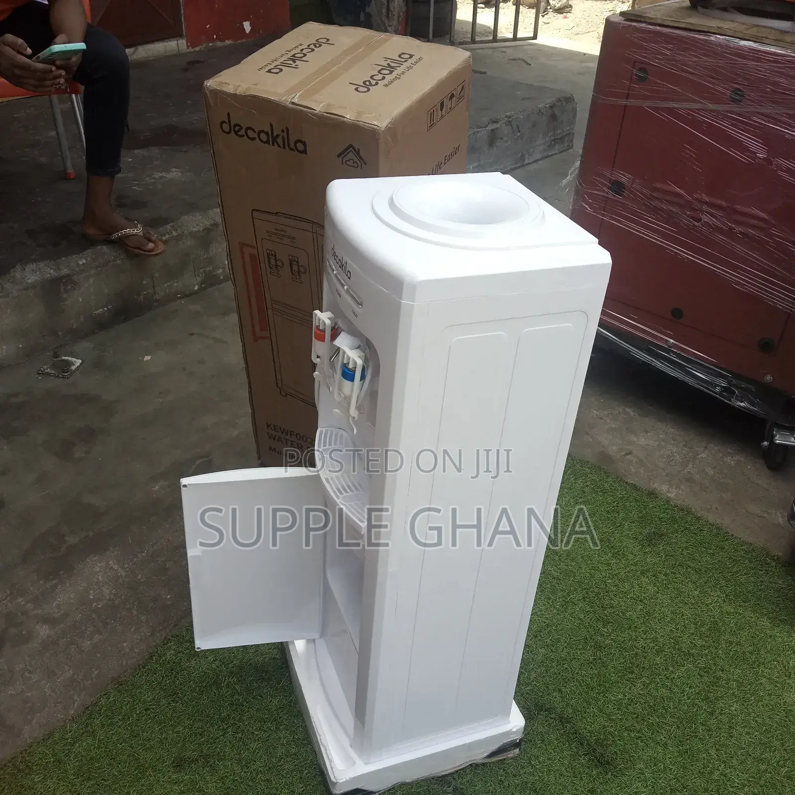 Fast Cooling Decakila Water Dispenser Proper Water Dispenser