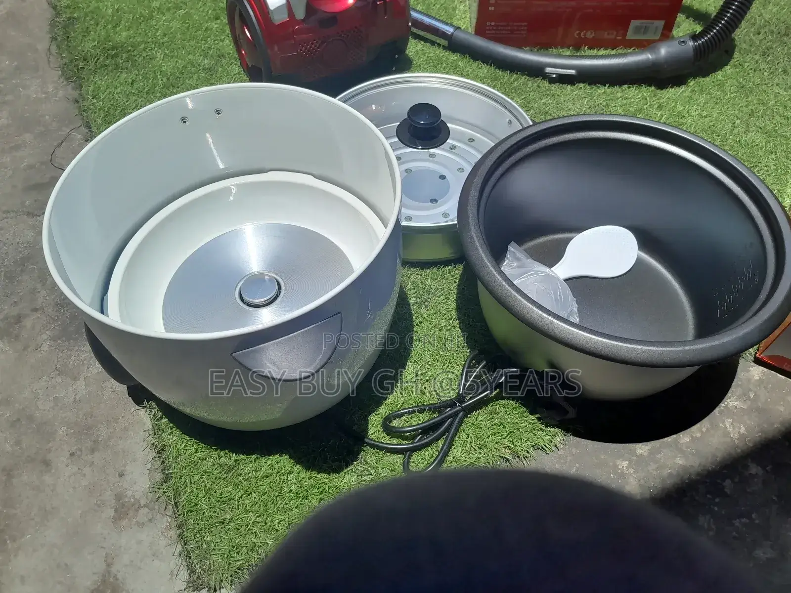 WHITE Decakila Rice Cooker 2.8L Rice Cooker