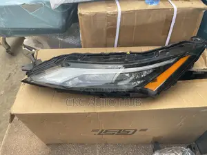 Nissan Rogue 2022 2023 Headlight