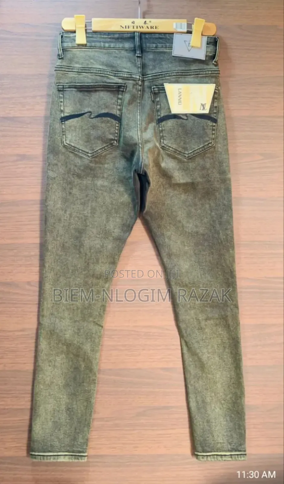 High Quality Luiz Vuitton N Armani Plain Jeans Available