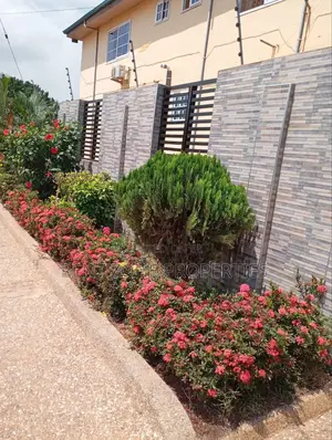 2bdrm Apartment in Ofankor for rent