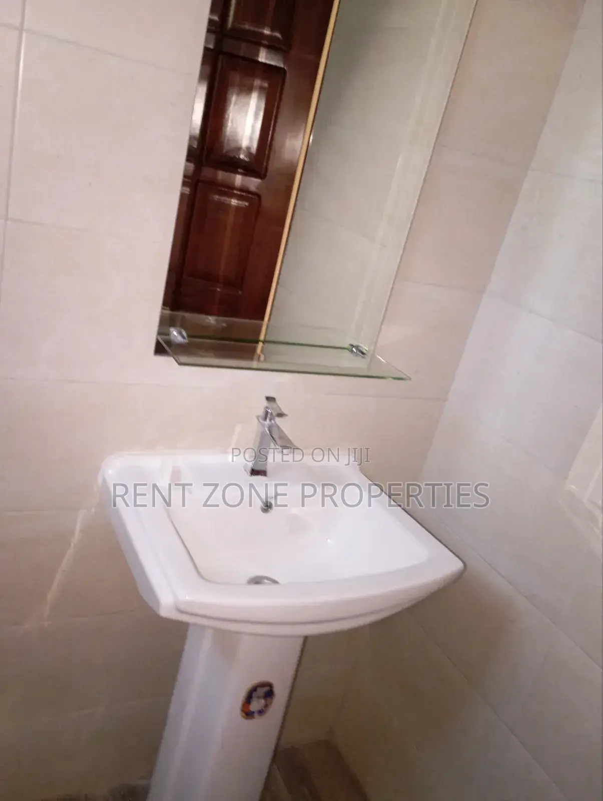 2bdrm Apartment in Ofankor for rent