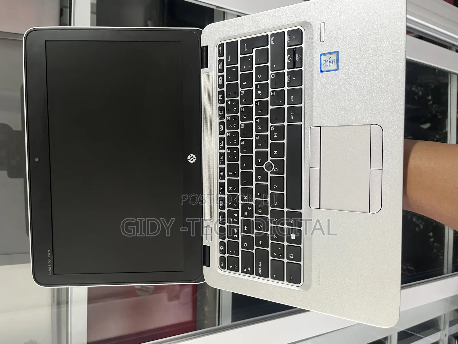 Laptop HP EliteBook 820 G3 8GB Intel Core I5 SSD 256GB