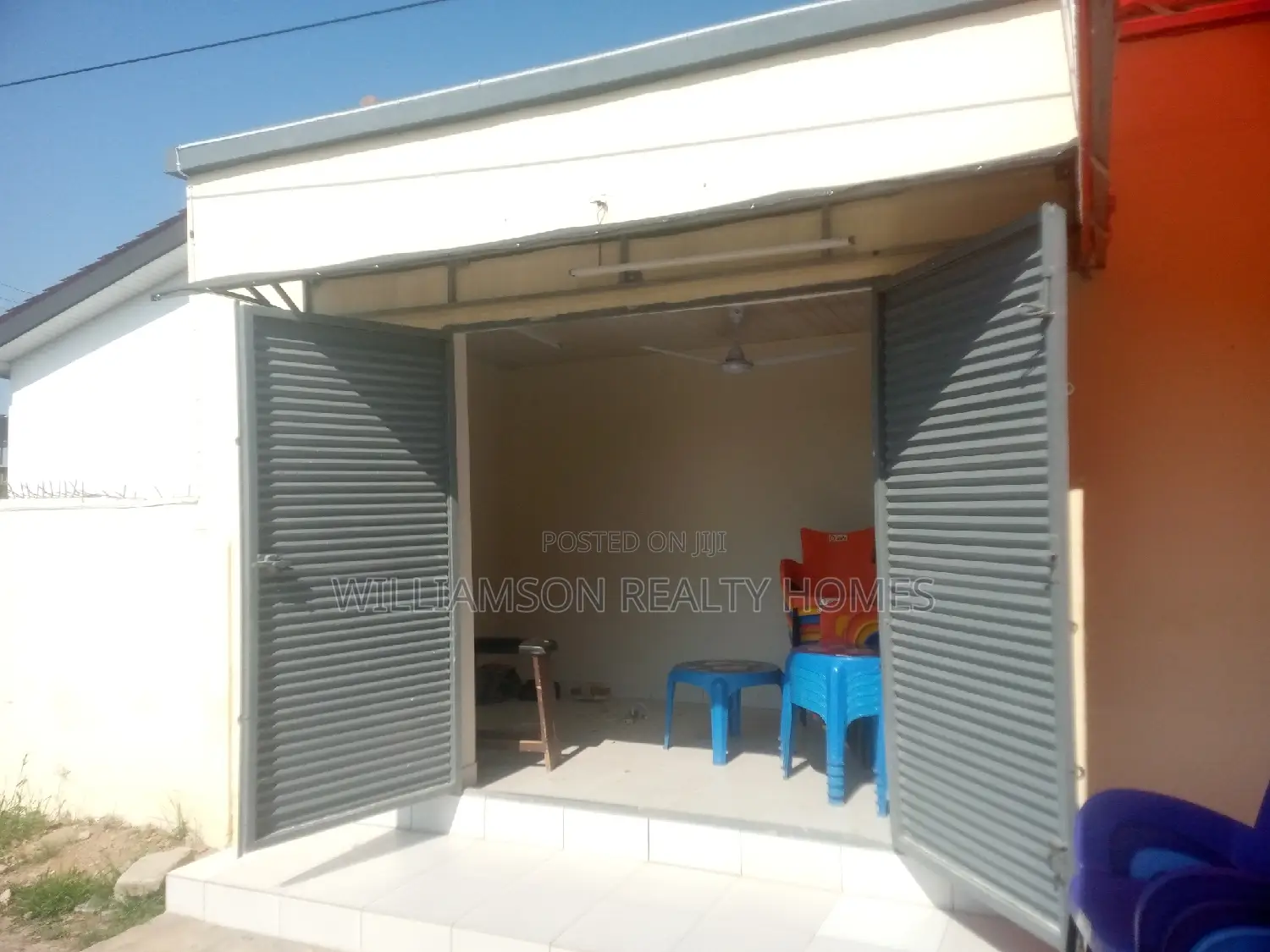 Road Side Shop/Store/Warehouse/Showroom/Office Space,Spintex