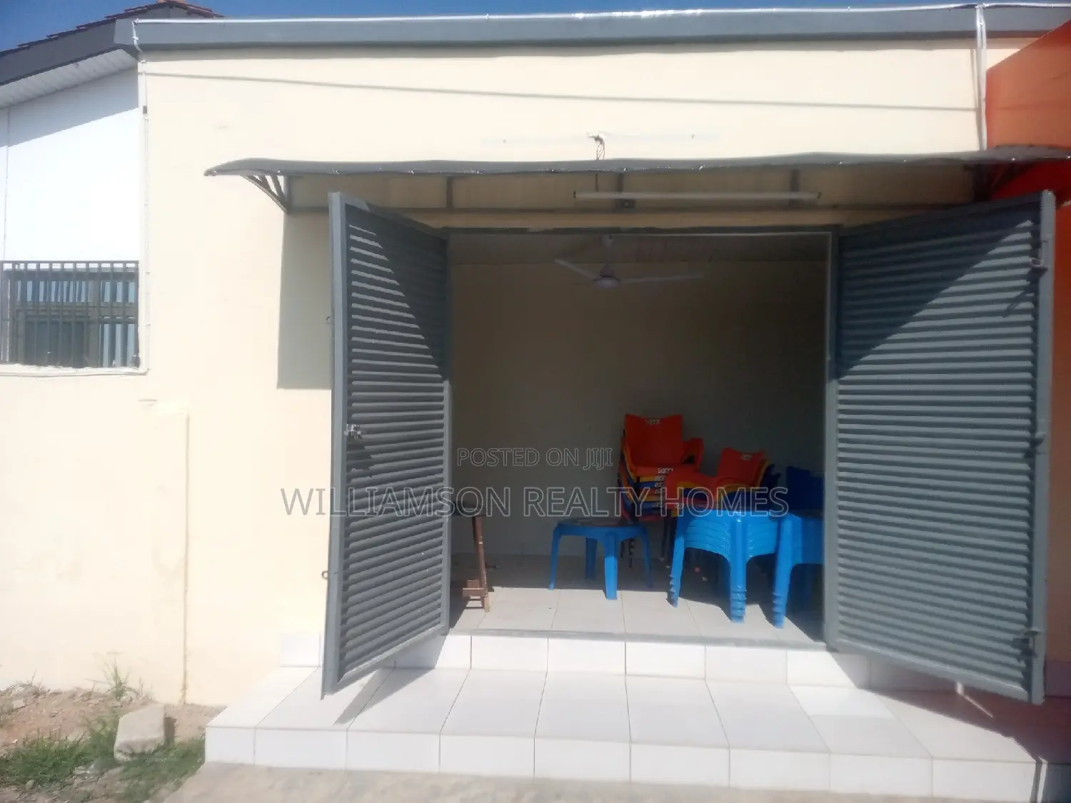 Road Side Shop/Store/Warehouse/Showroom/Office Space,Spintex