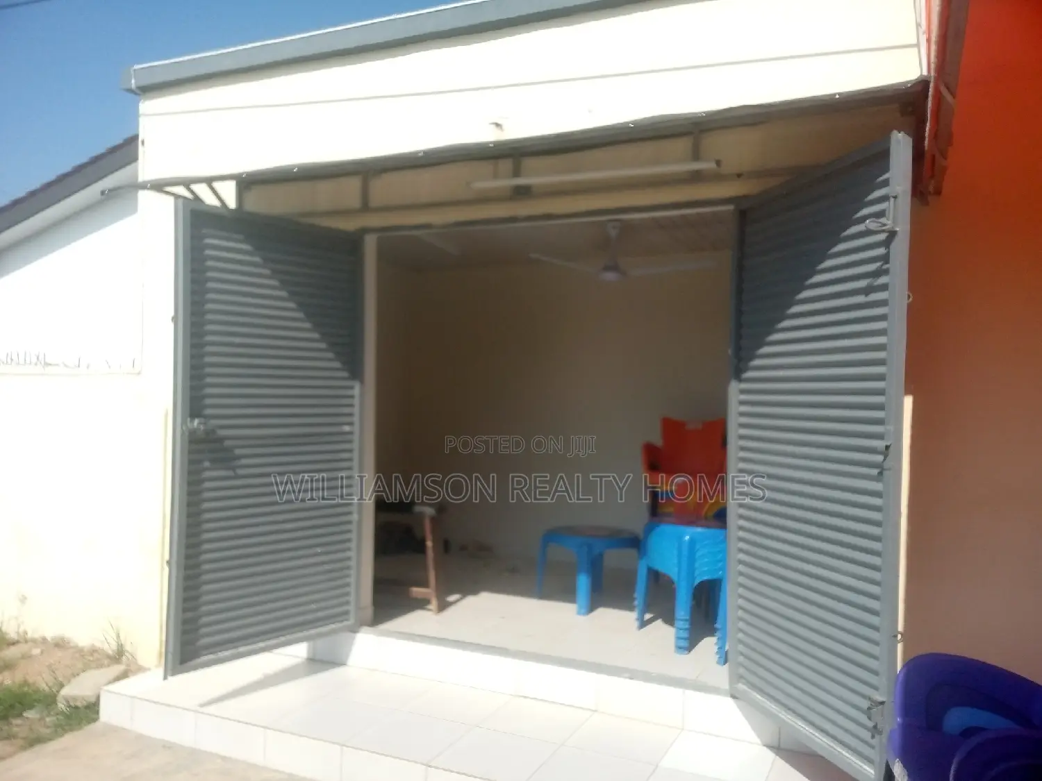 Road Side Shop/Store/Warehouse/Showroom/Office Space,Spintex