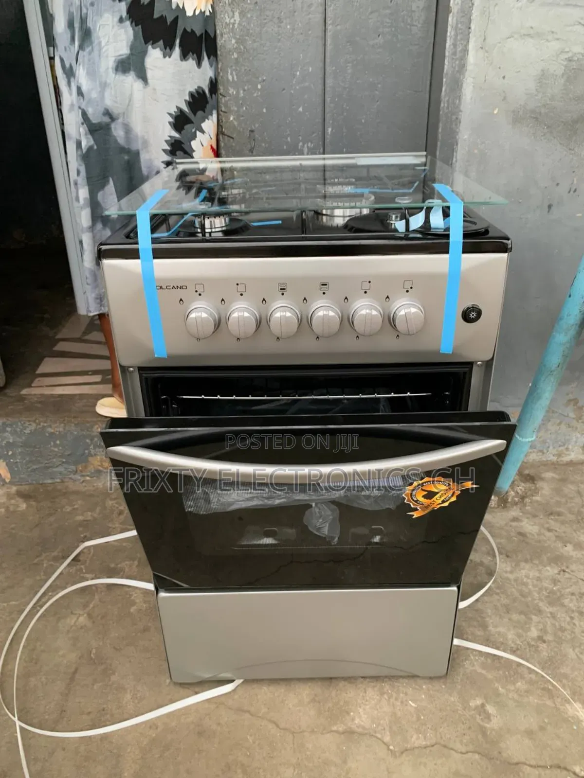 Functionable Volcano 4 Burner Gas Cooker,Oven Grill in Accra