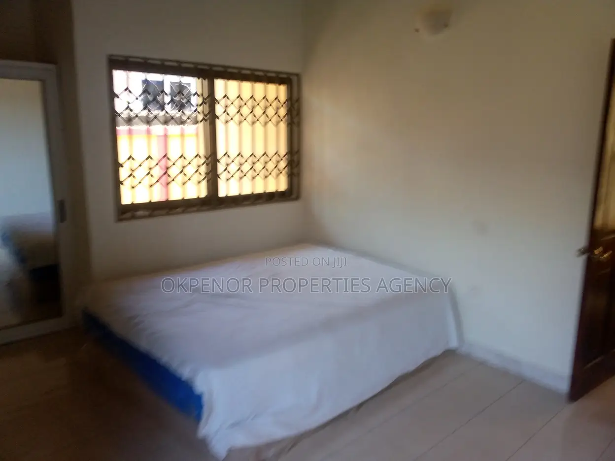 Furnished 7bdrm House in Accra for sale