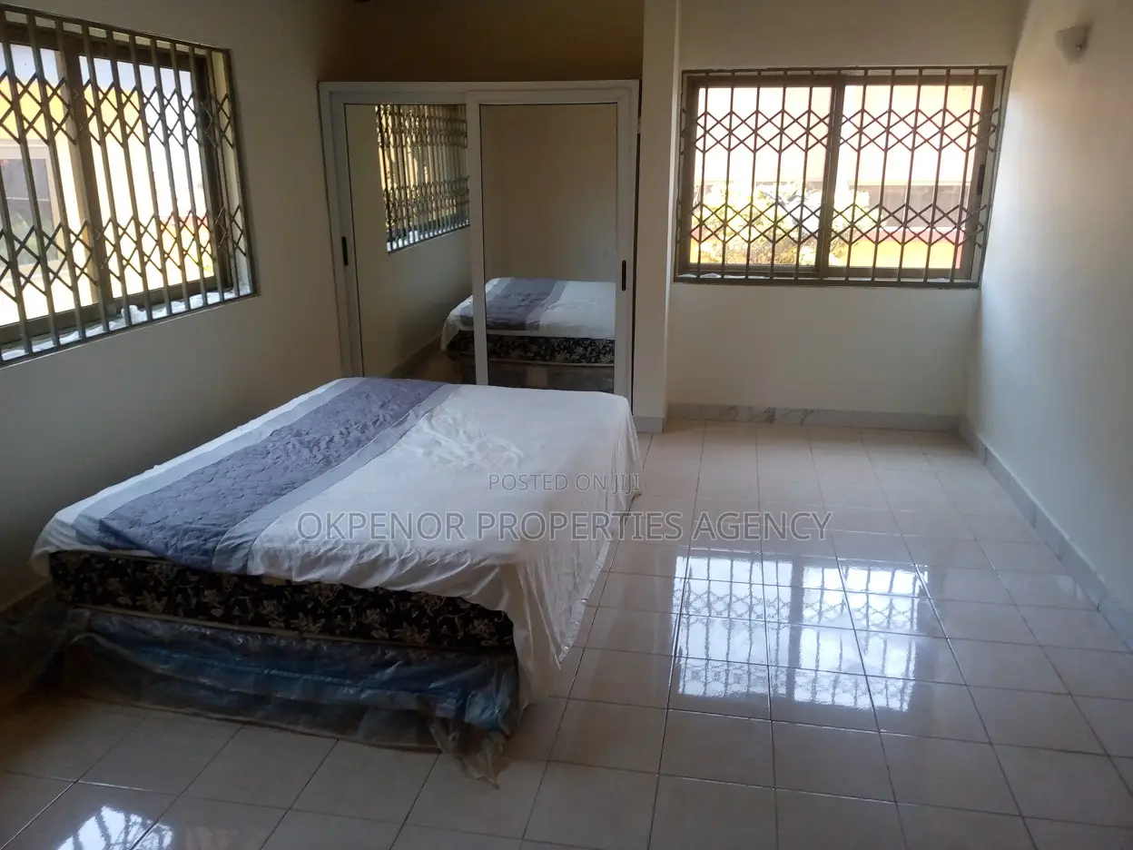 Furnished 7bdrm House in Accra for sale