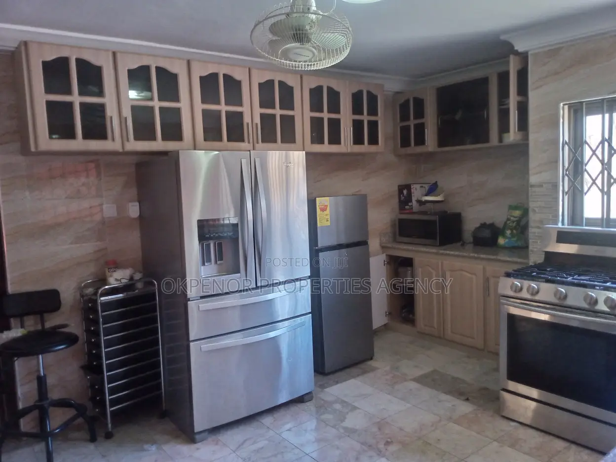 Furnished 7bdrm House in Accra for sale