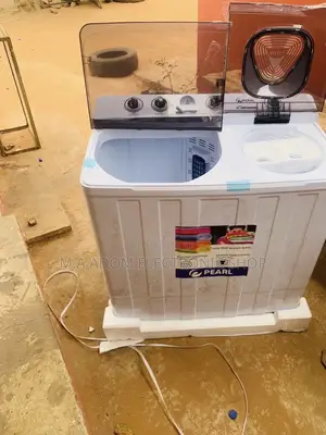 Durable Pearl 15kg Top Load Washing Machine With Spin Dry.