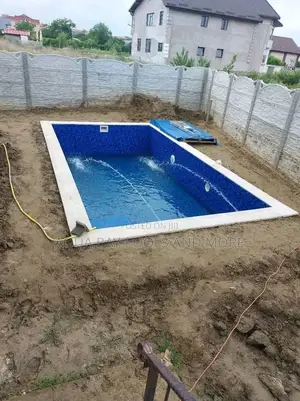 Swimming Pool Expert Available