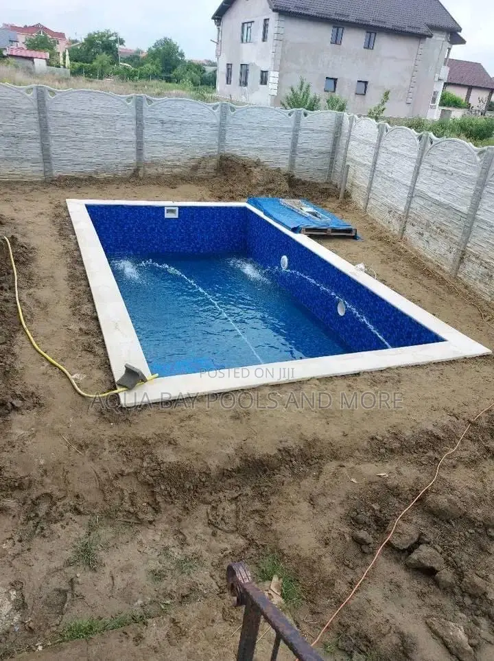 Swimming Pool Expert Available