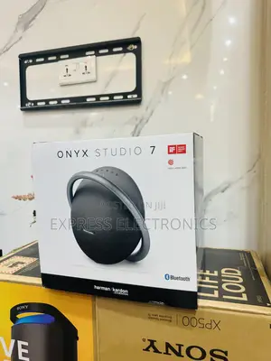 Immerse Yourself With Onyx Studio 7 Bluetooth Speaker