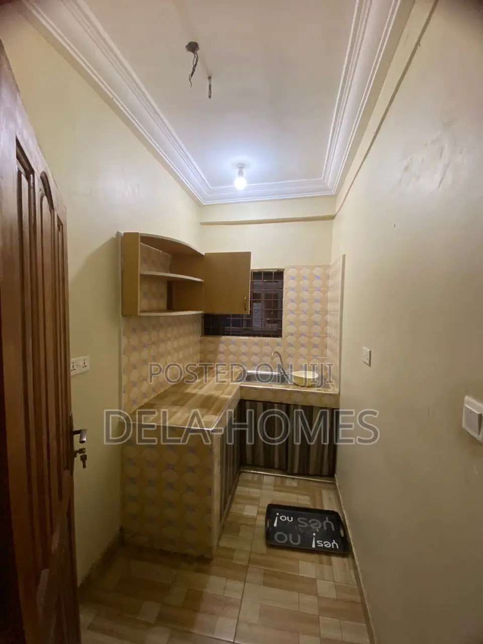 Ex-Chamber N Hall Sc for Rent at Adenta.