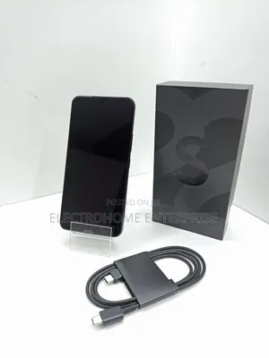 New Samsung Galaxy S22 5G 256 GB Black
