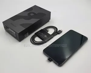 New Samsung Galaxy S22 5G 256 GB Black