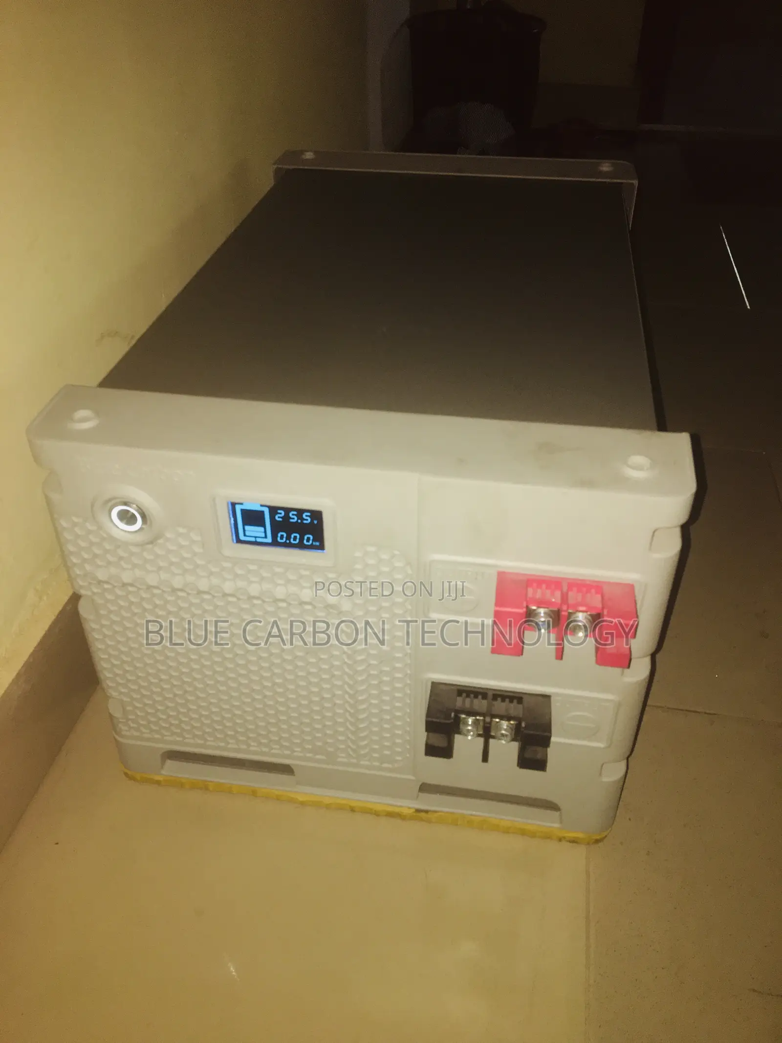 24v 300ah Blue Carbon Lithium Battery