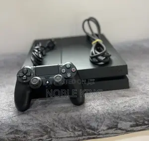 Playstation 4 Standard