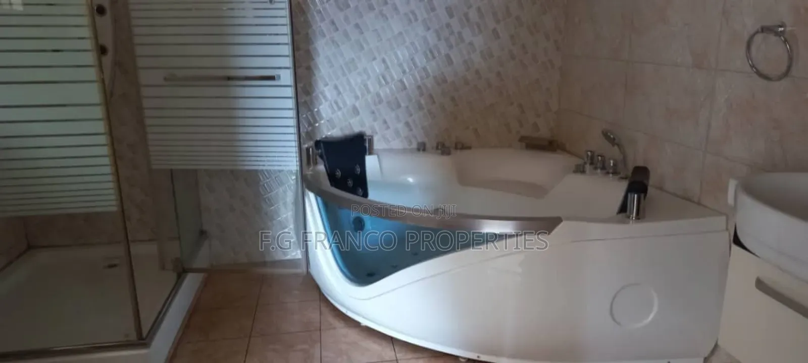 4bdrm House in Gk.Franco Properties, East Legon for rent