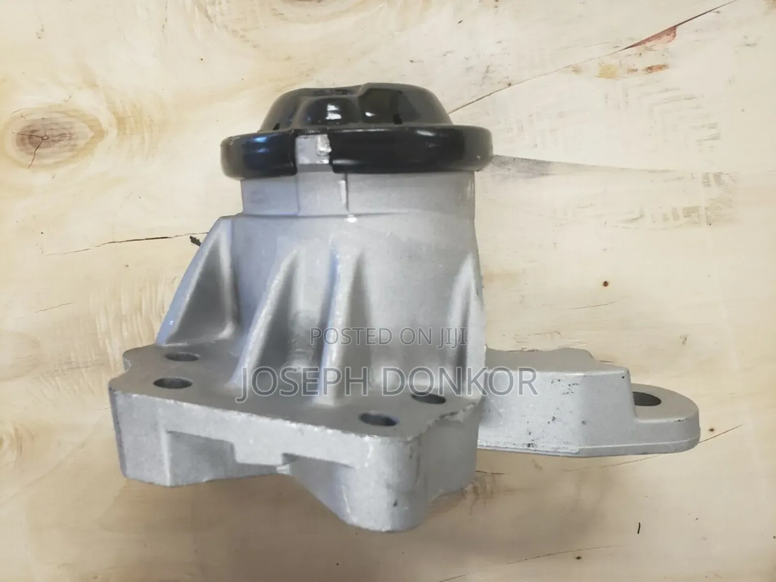 Explorer Engine Seat 2012,2013,2014,2015,2016,2017,2018,2019
