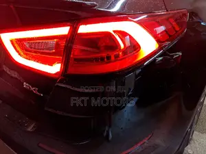 Kia Optima 2010/11/12/13/14/15 LED Taillight Bootlight Set