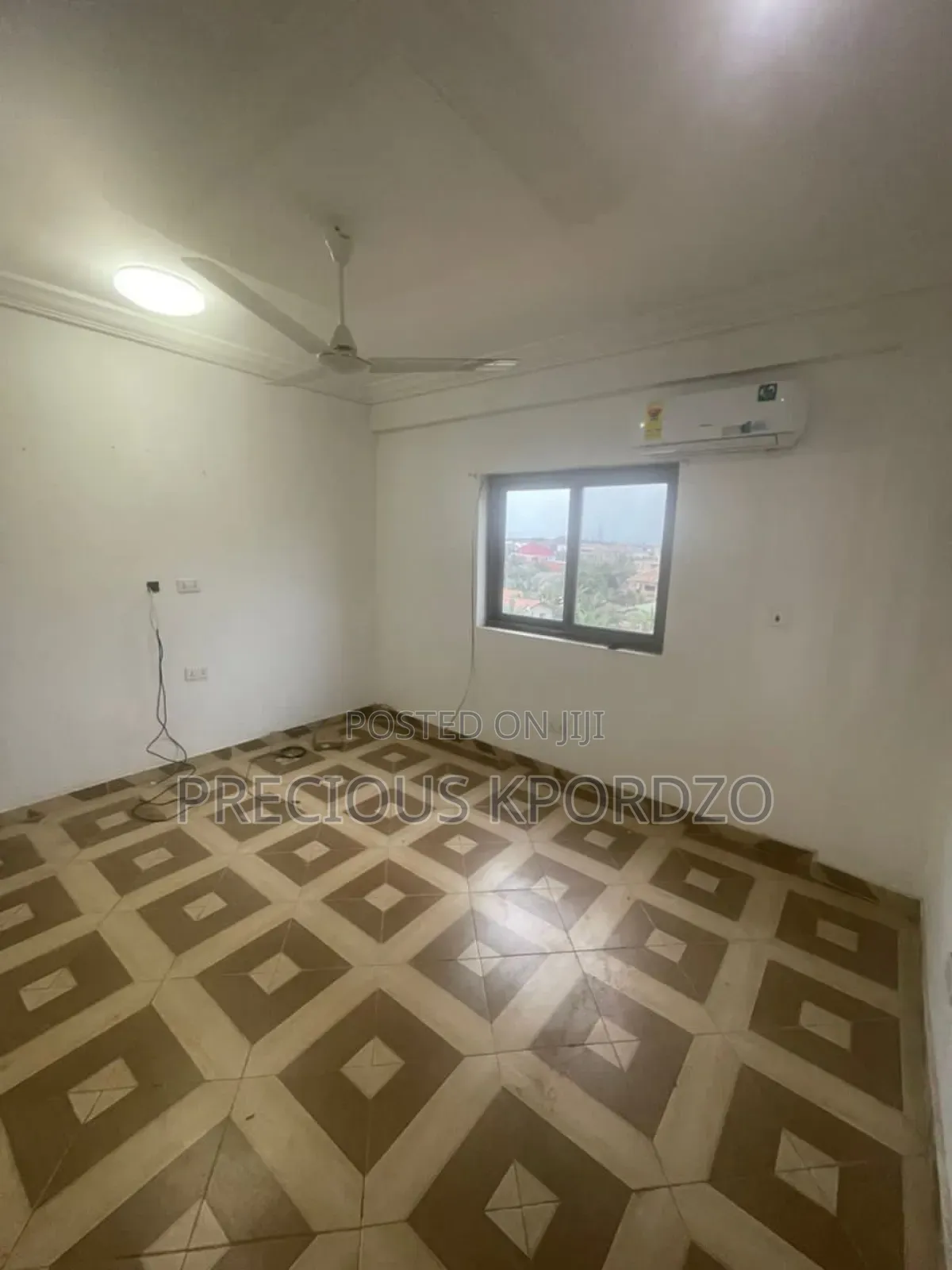 1bdrm Room & Parlour in Frafraha Adenta for rent in Adenta Houses