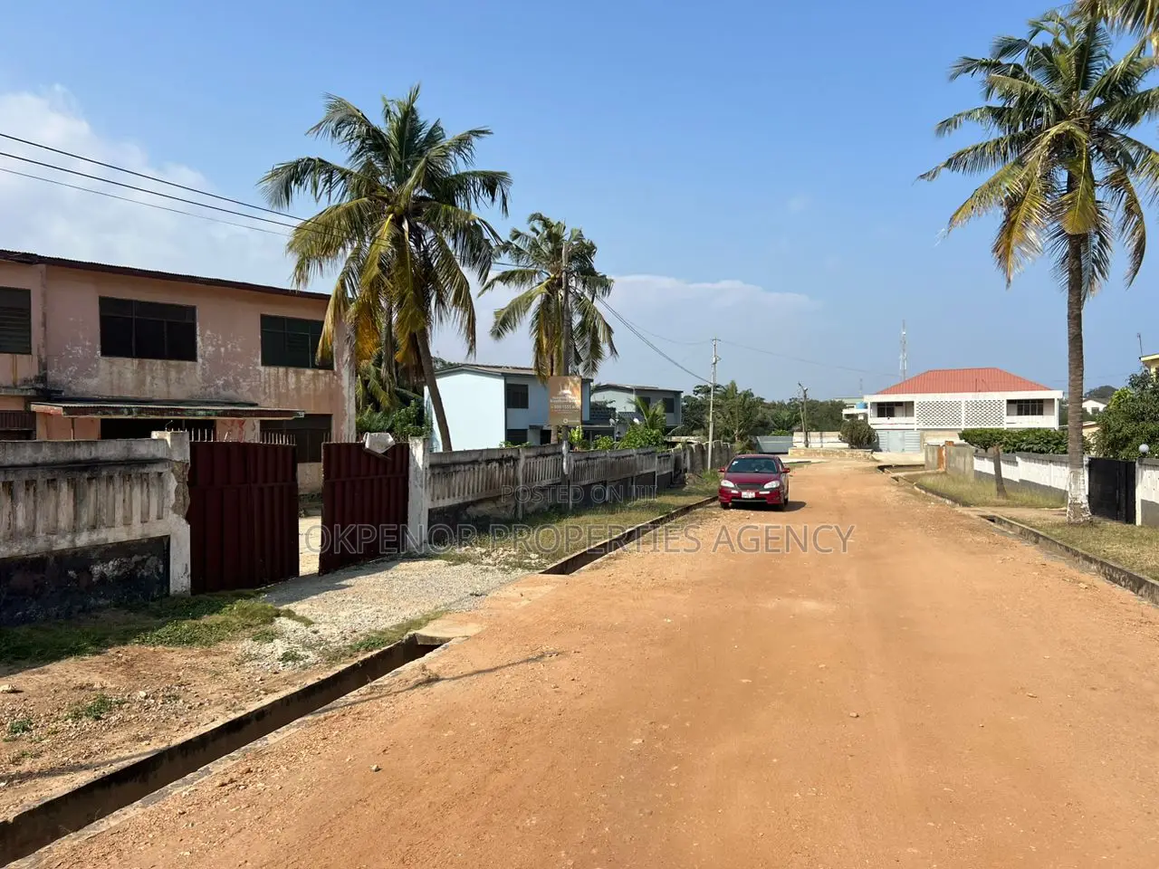 7bdrm House in Teshie-Nungua Estate, Accra Metropolitan for sale