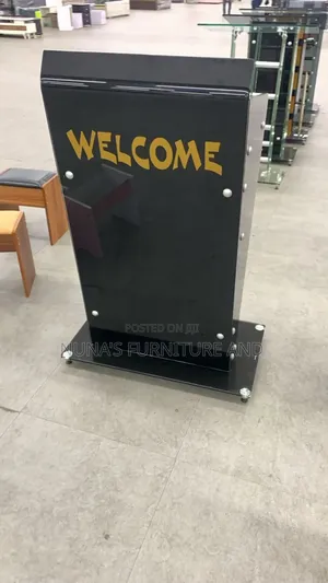 Tempered Glass Pulpit