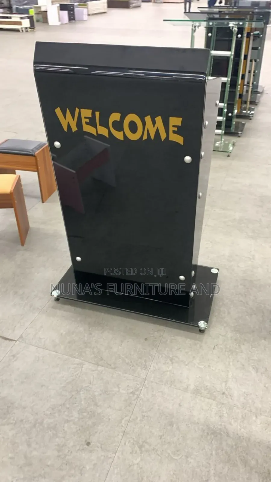 Tempered Glass Pulpit