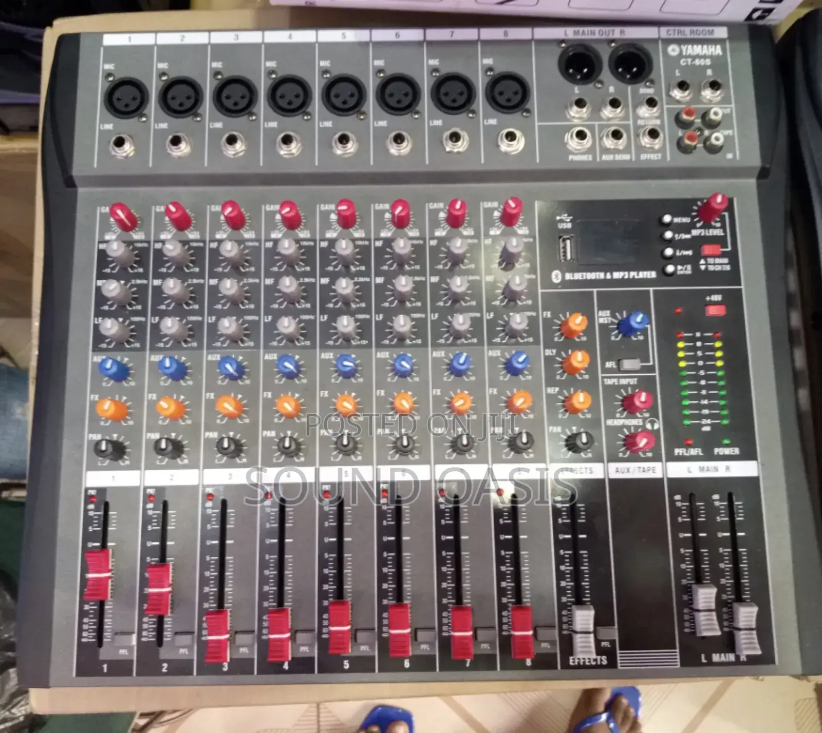 Yamaha 8-Channel Raw Mixer Console